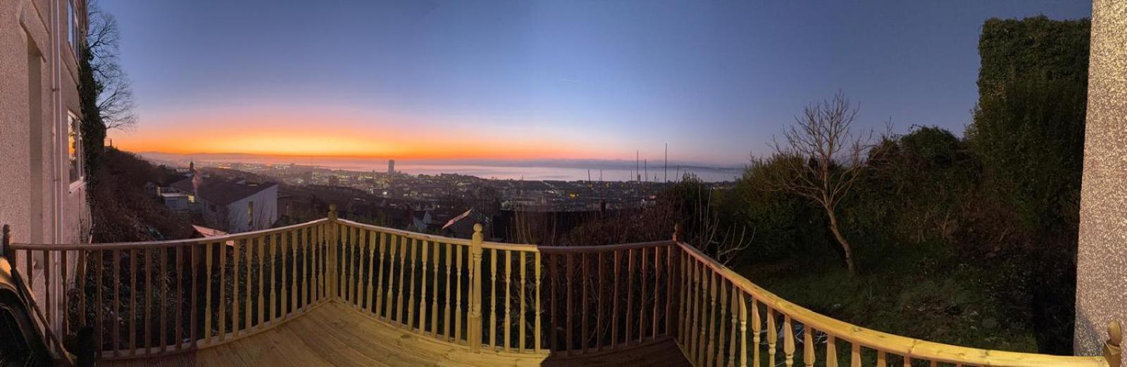 Apartment Luxury 2 Bedroom With Sea Garden View Swansea