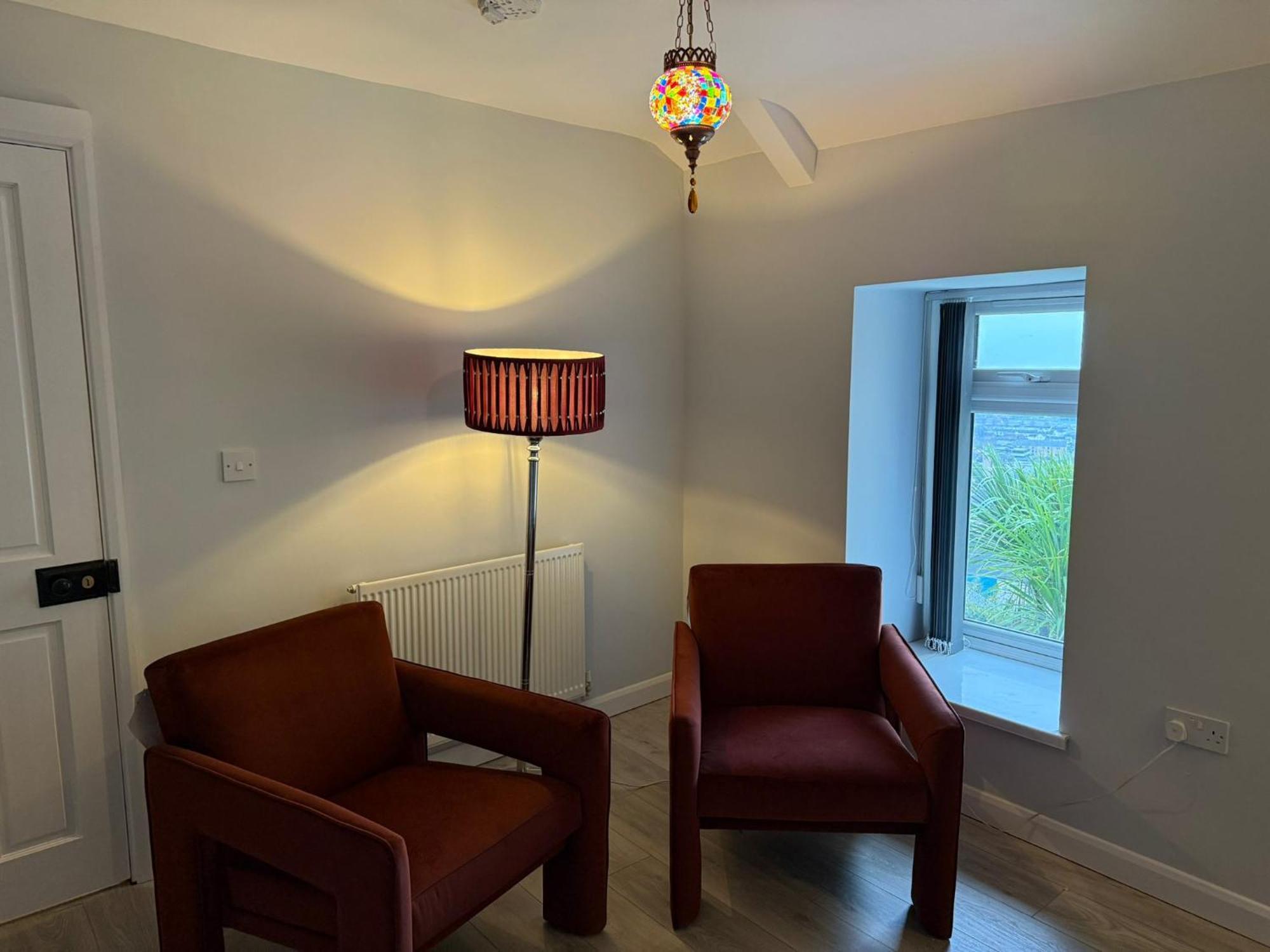 Luxury 2 Bedroom With Sea Garden View Apartment Swansea